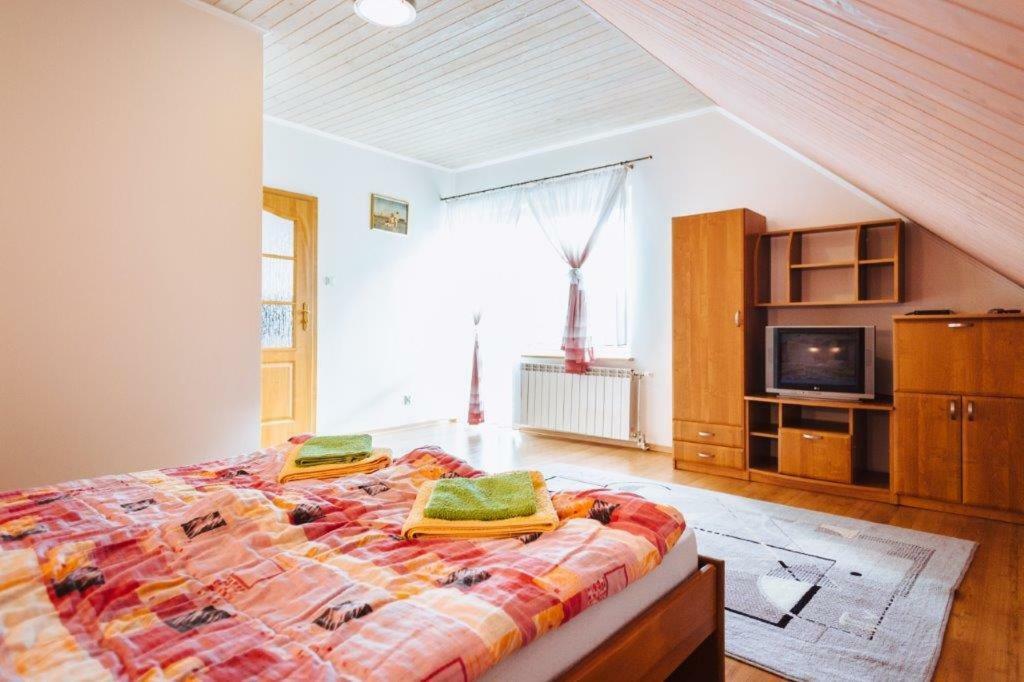 Apartamenty U Barbary 에우크 외부 사진